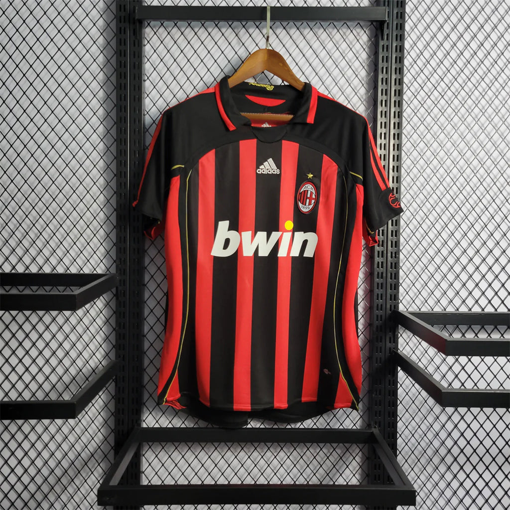 AC Milan Retro — Clearance