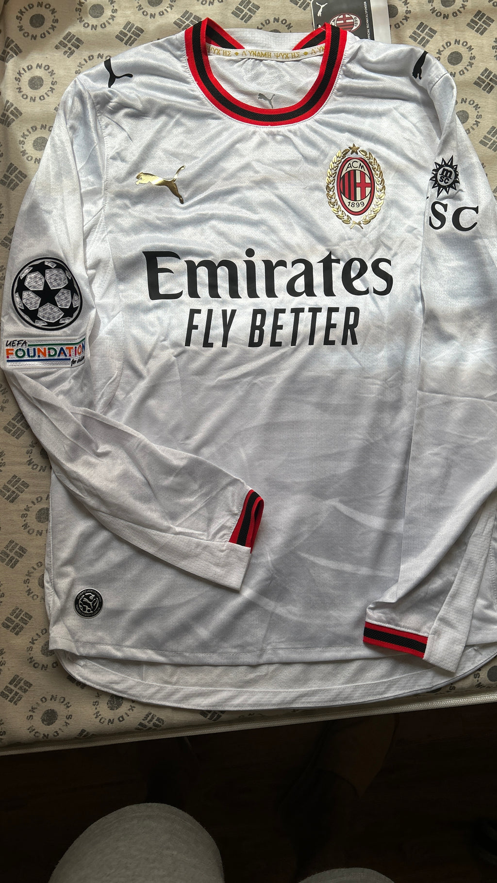 AC Milan Away 2026/27 — Full Sleeve (Player Version)