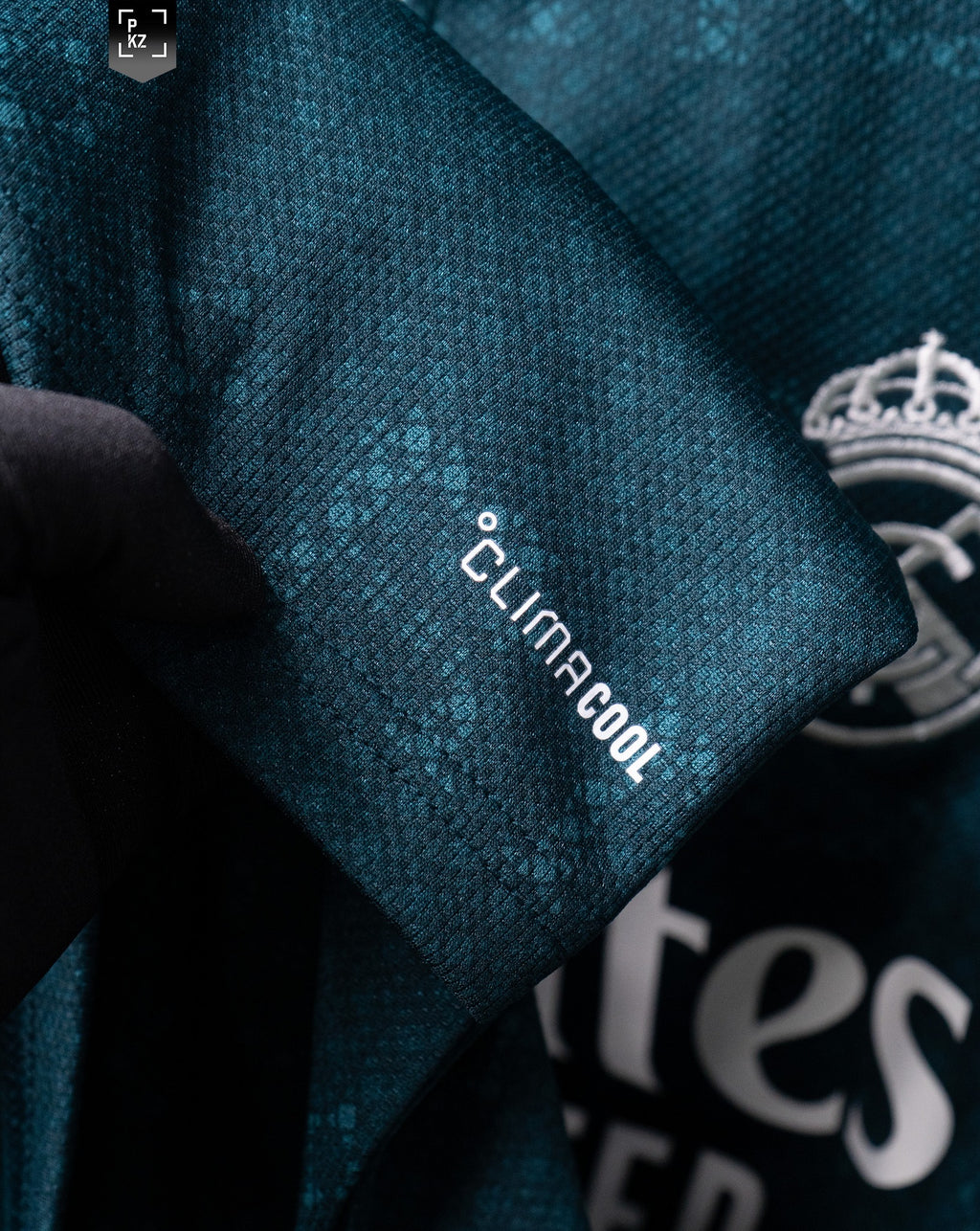 Real Madrid 2026-27 Green Away Jersey Fan Version – photo 9