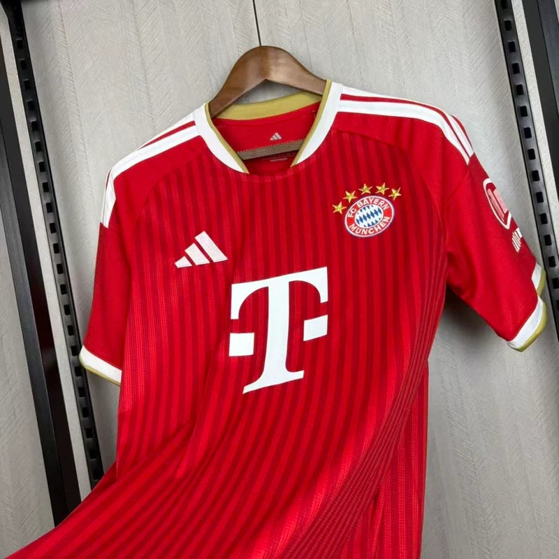 Bayern Munich 2026-27 Home Jersey Fan Version – photo 4