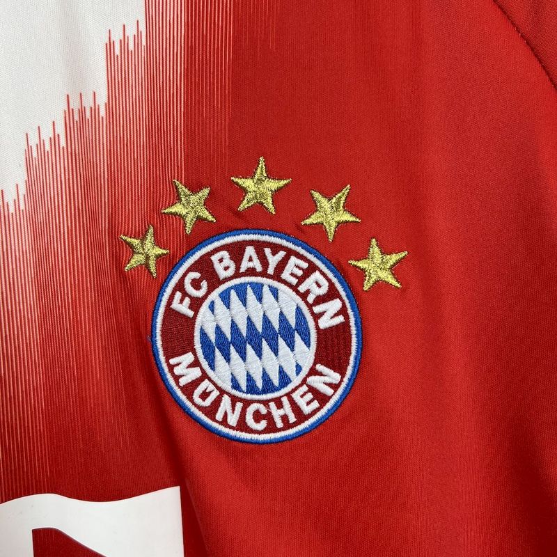 Bayern Munich Home 2025/26 Fan Version — Large Clearance