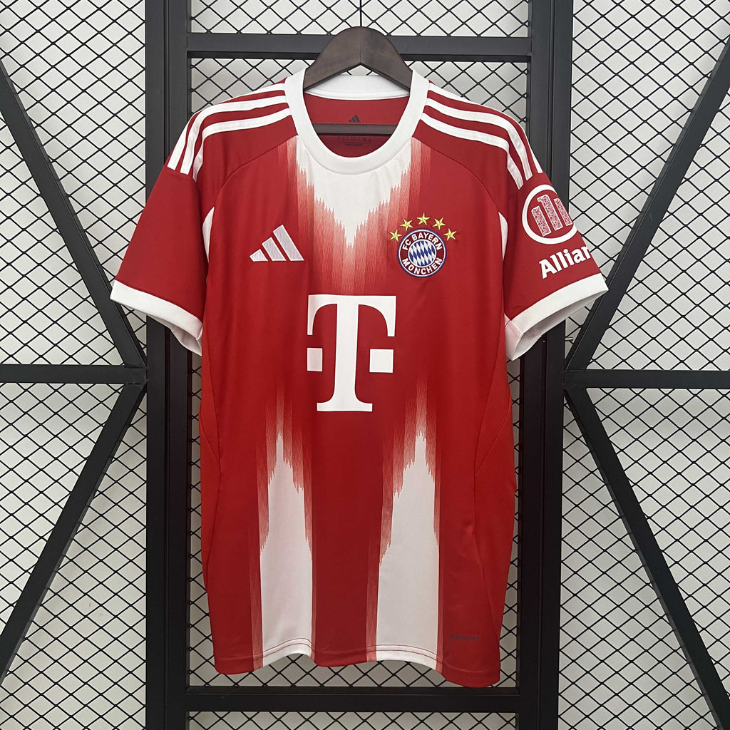Bayern Munich Home 2025/26 Fan Version — Large Clearance