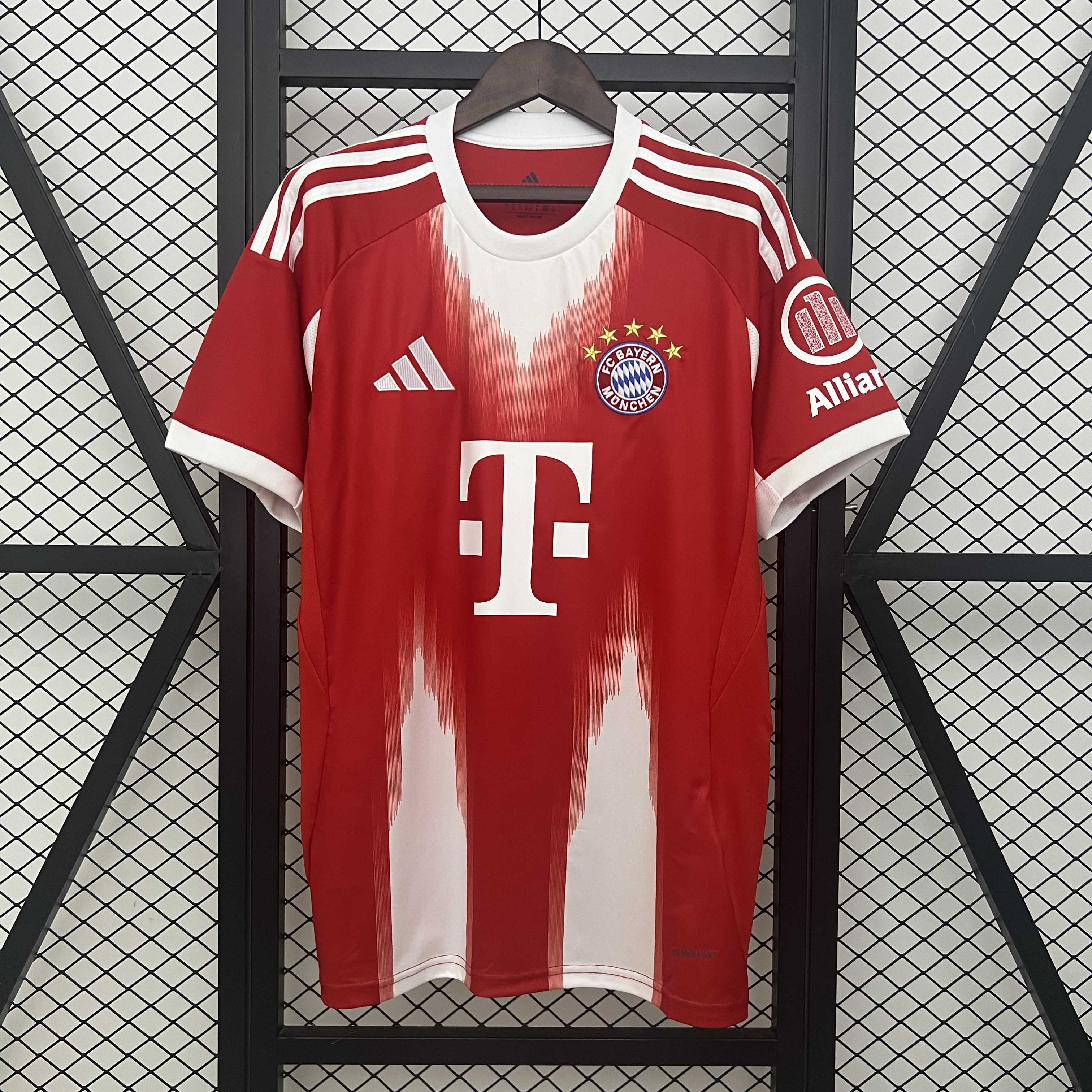 Bayern Munich Home 2025/26 Fan Version — Large Clearance